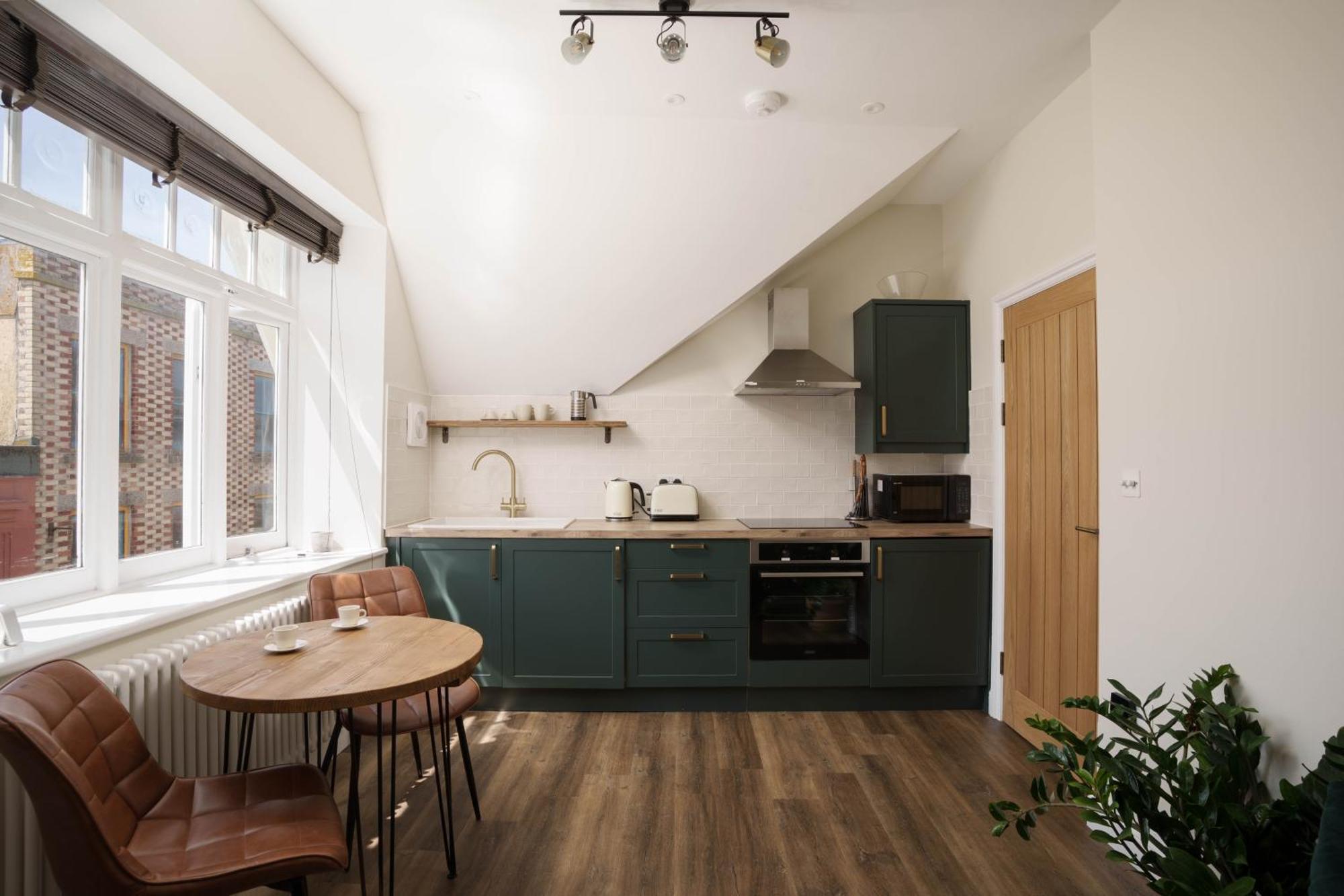 Modern Central One Bedroom Apartment In Penzance Zewnętrze zdjęcie