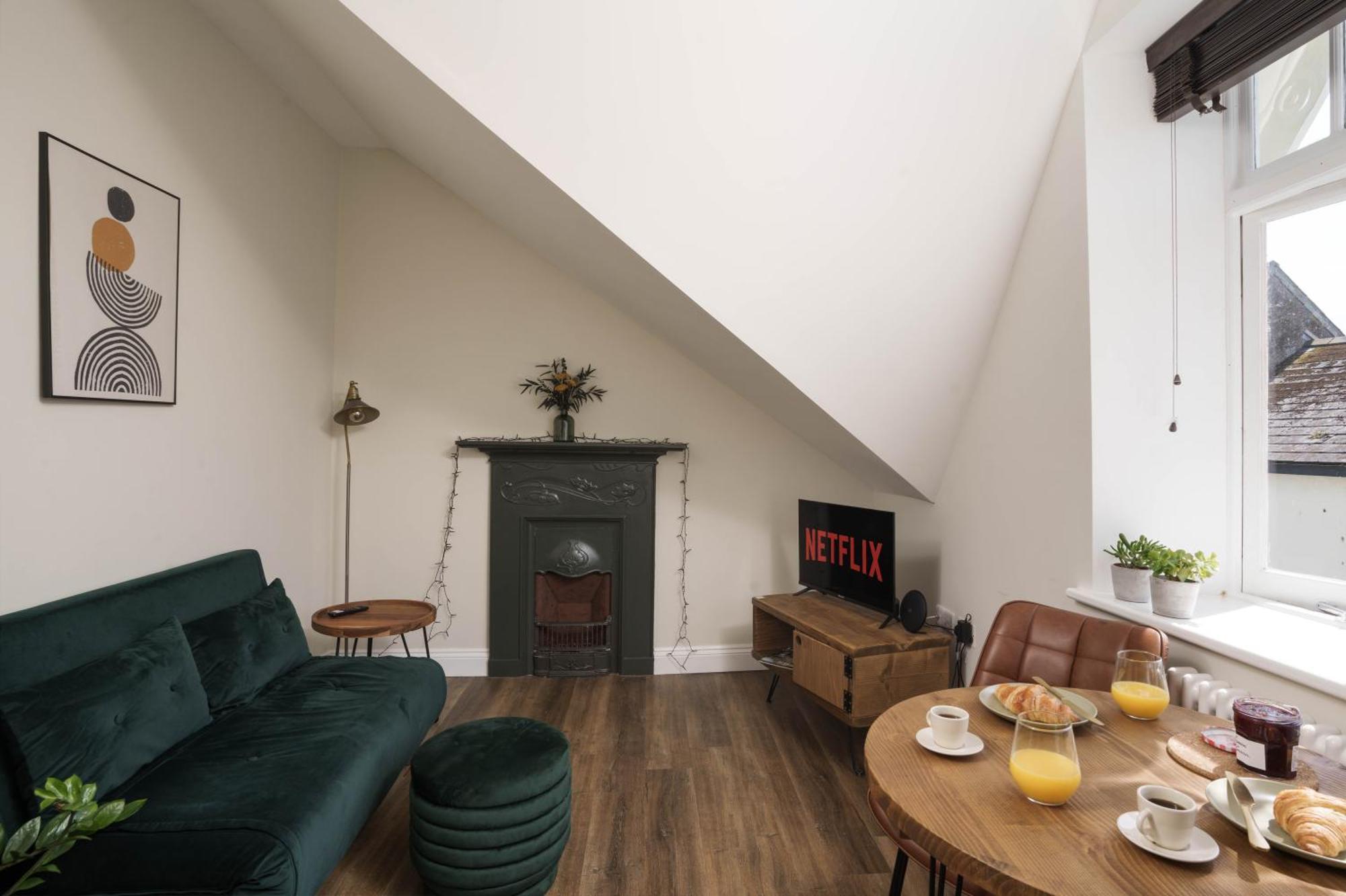 Modern Central One Bedroom Apartment In Penzance Zewnętrze zdjęcie